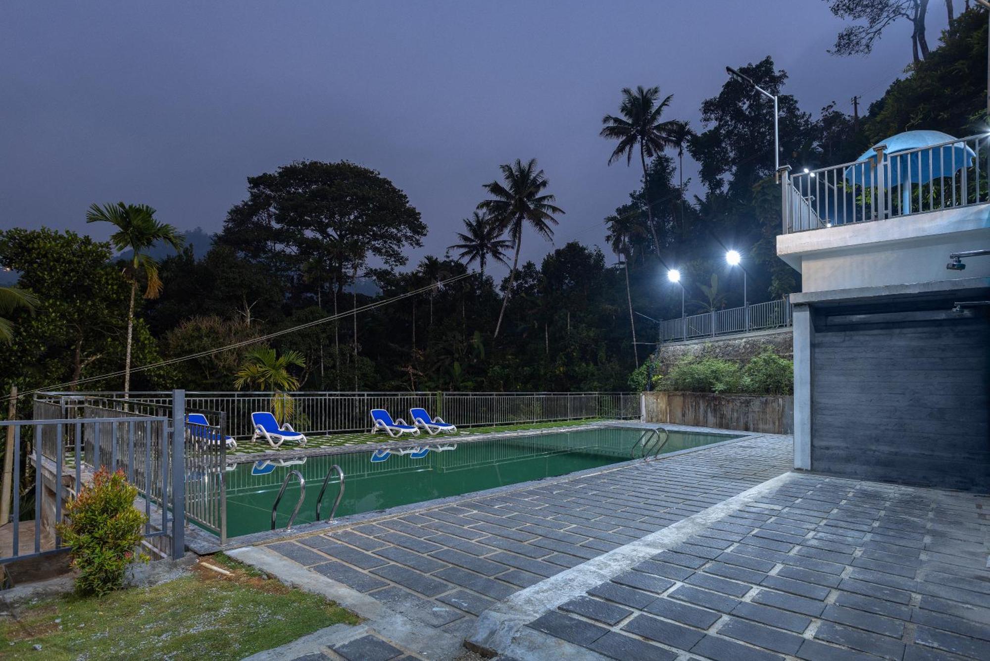 Star Emirates Luxury Resort And Spa, Munnar Anachal Exterior photo